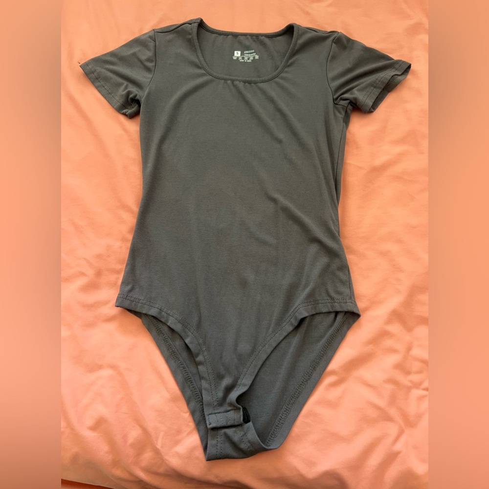 Bodysuit bundle - Picture 6 of 8